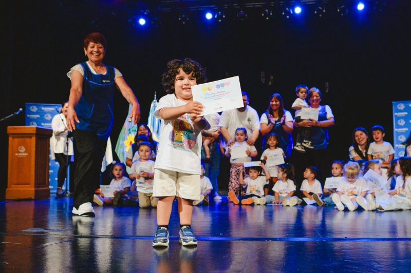 Egresaron ms de 200 nios de Jardines Maternales Municipales